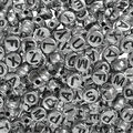 Miçanga Círculo 6mm - Prata / Letra Preta - 24gr
